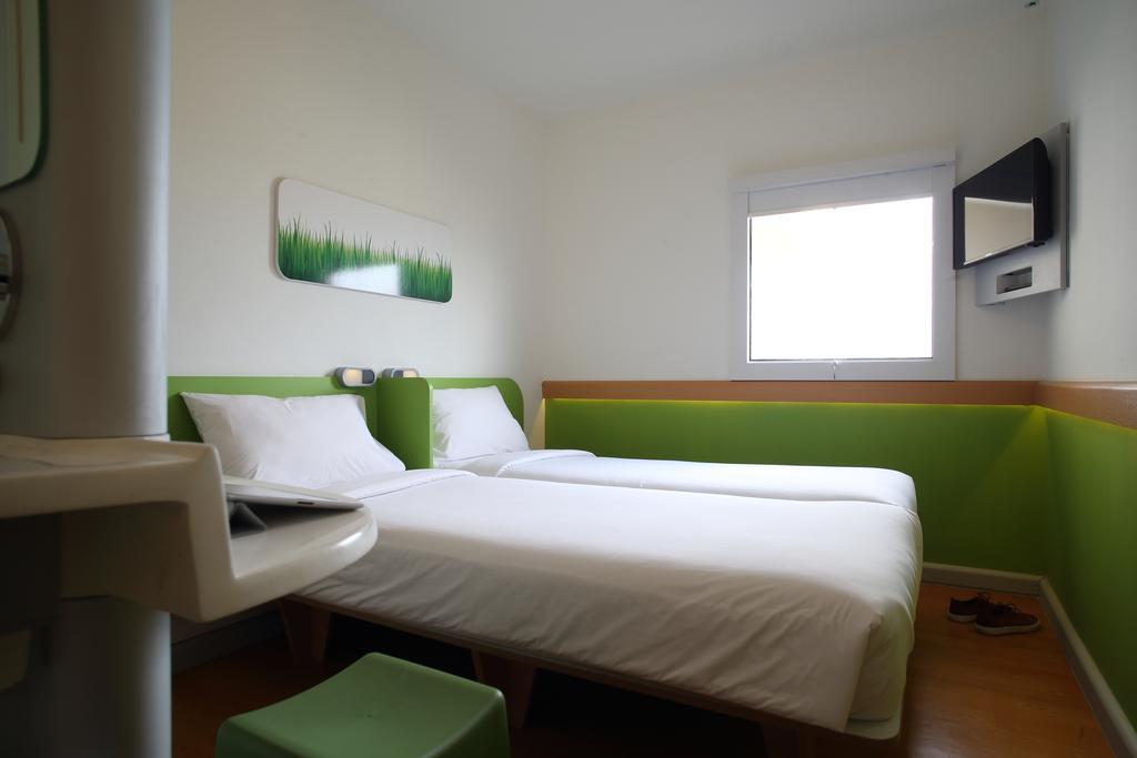 Cordia Hotel Surabaya Airport - Hotel Dalam Bandara - Formerly Ibis Budget Surabaya Airport Sidoarjo Ngoại thất bức ảnh