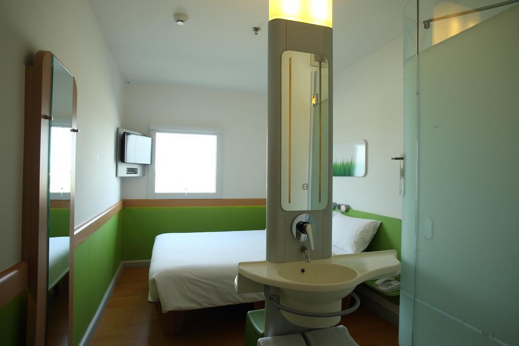 Cordia Hotel Surabaya Airport - Hotel Dalam Bandara - Formerly Ibis Budget Surabaya Airport Sidoarjo Ngoại thất bức ảnh